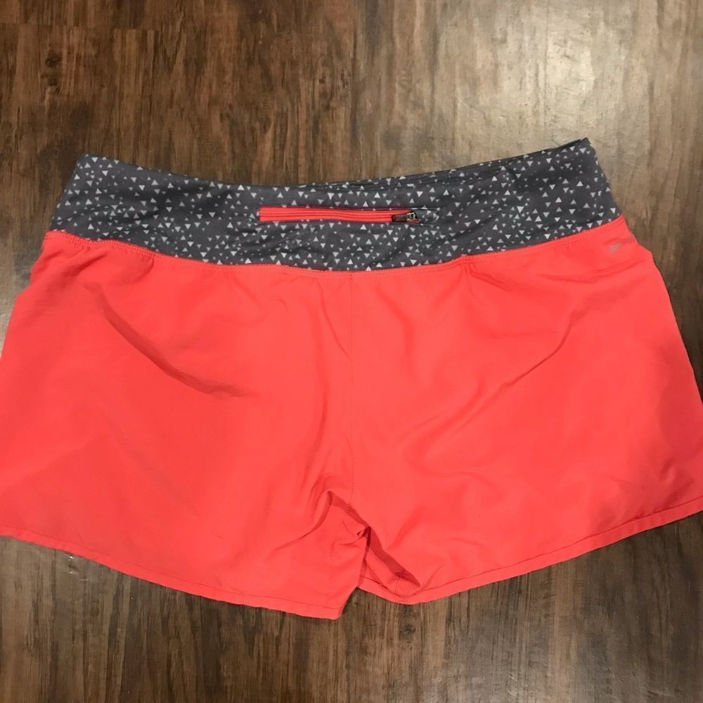 Women’s Nike running shorts - M - Picture 2 of 3